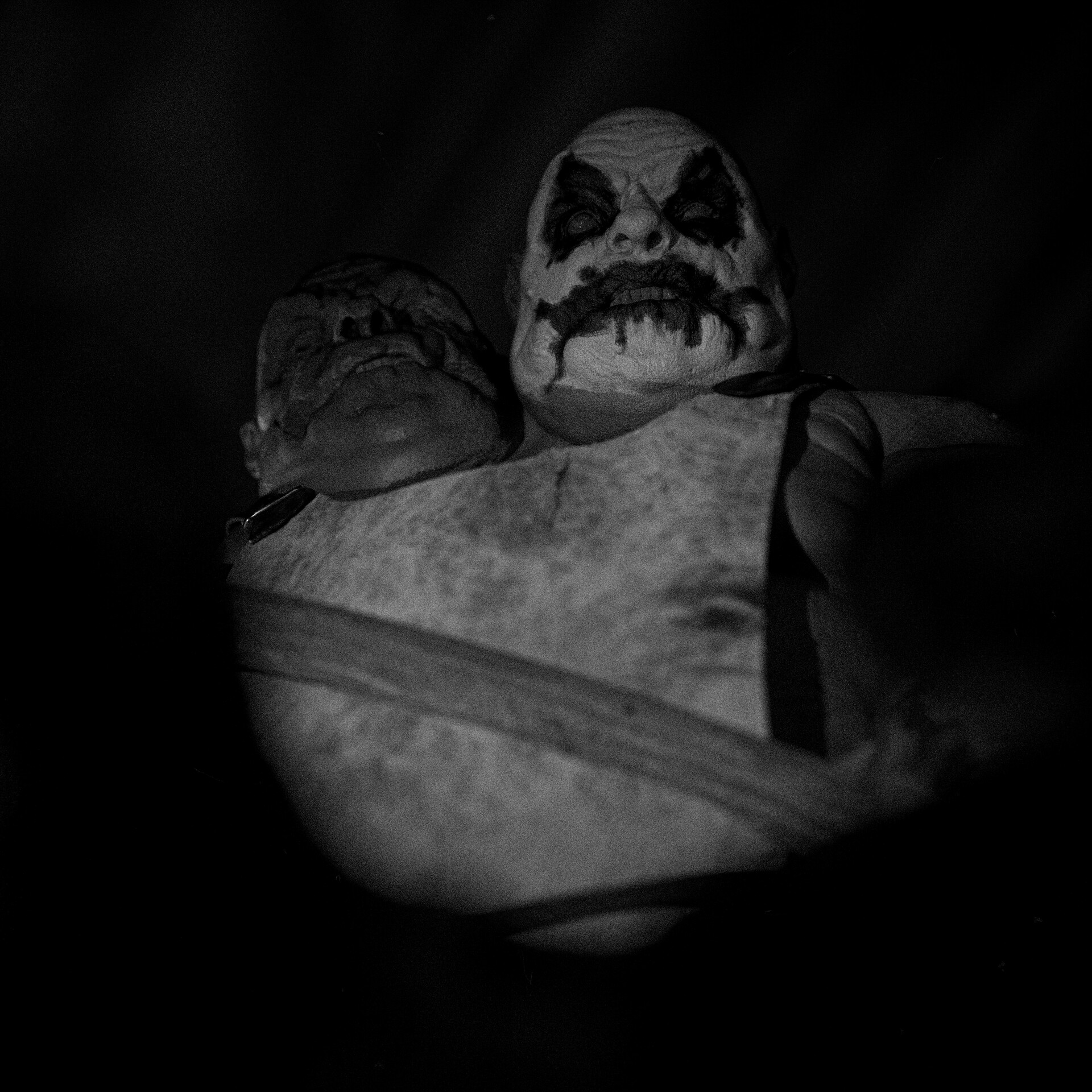 gustavo-mejia-gusz-untitled-main-camera-001